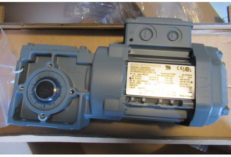 35 RPM 0,12 kW Asmaat 20 mm  IE3. UNUSED 
